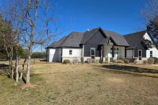 1065 Timber Hills Dr, Weatherford, TX 76087 - Photo 3