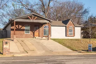 617 Browning Dr, Arlington, TX 76010 - Photo 1