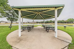 5446 Prairie Ln, Grand Prairie, TX 75052 - Photo 37