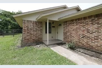 811 Clyde Street, White Settlement, TX 76108 - Photo 3