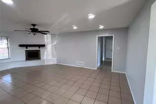 818 Fairlawn Dr, Duncanville, TX 75116 - Photo 9