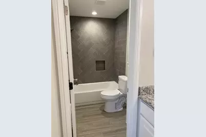 1100 W Day Street, Denison, TX 75020 - Photo 17