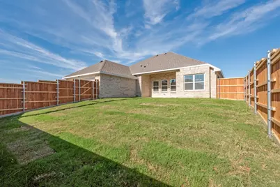 1524 N Carolina Avenue, Lancaster, TX 75134 - Photo 5