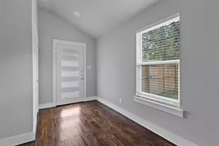 1905 Gordon St, Greenville, TX 75401 - Photo 3