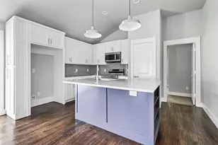 1905 Gordon St, Greenville, TX 75401 - Photo 7