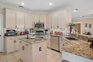 6016 Red Fern Dr, Arlington, TX 76001 - Photo 13