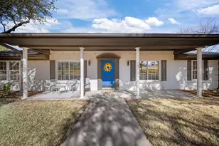 3921 Tamworth Rd, Fort Worth, TX 76116 - Photo 3