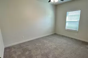 1005 Dubois St, Denison, TX 75020 - Photo 9