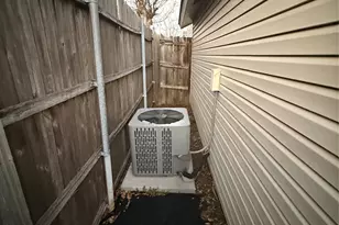 401 San Maria Dr, Garland, TX 75043 - Photo 11