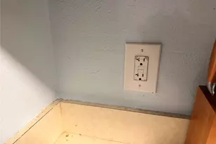 401 San Maria Dr, Garland, TX 75043 - Photo 3