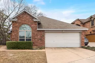 1220 Royal Crescent Dr, Bedford, TX 76021 - Photo 3