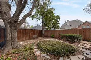 1220 Royal Crescent Dr, Bedford, TX 76021 - Photo 25