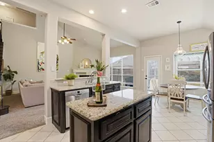 6005 Cripple Creek Tr, North Richland Hills, TX 76180 - Photo 17
