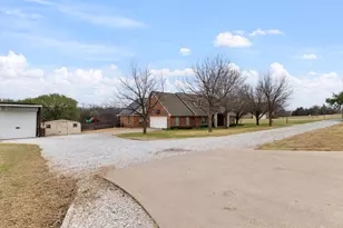 622 Greenwood Rd, Decatur, TX 76234 - Photo 29