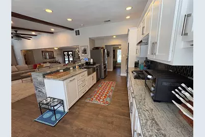 3796 Vinecrest Drive, Dallas, TX 75229 - Photo 13