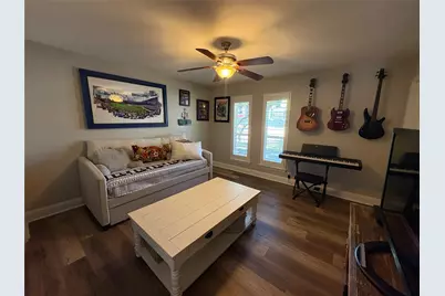 3796 Vinecrest Drive, Dallas, TX 75229 - Photo 33