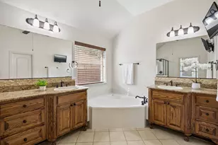 417 Sloan Creek Pkwy, Fairview, TX 75069 - Photo 19