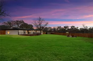 3155 Chamness Ct, Haltom City, TX 76117 - Photo 33