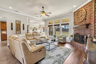 121 Heritage Pl, Glen Rose, TX 76043 - Photo 7