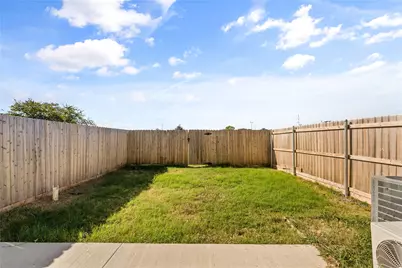 3611 Portland Street, Irving, TX 75062 - Photo 35