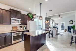 10108 Bridgewater Dr, McKinney, TX 75072 - Photo 9