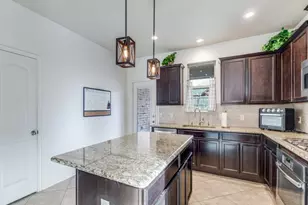 10108 Bridgewater Dr, McKinney, TX 75072 - Photo 11