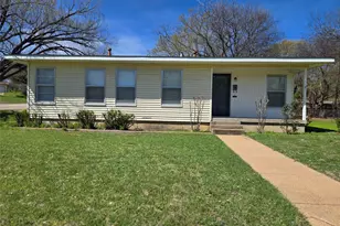 1224 S Lamar St, Weatherford, TX 76086 - Photo 1