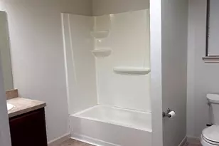 1806 Holland St, Grand Prairie, TX 75051 - Photo 7