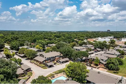 1122 Millview Drive #2001, Arlington, TX 76012 - Photo 9