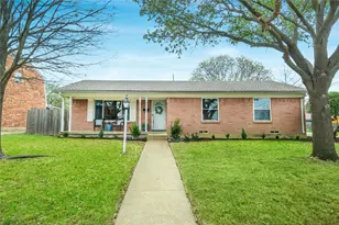 700 Kindred Ln, Richardson, TX 75080 - Photo 1