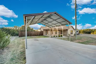 2224 Woodcrest Trail, Granbury, TX 76048 - Photo 5