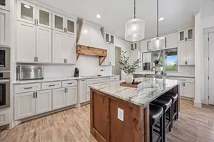 2028 Carrie Ct, Weatherford, TX 76088 - Photo 15