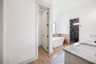 2028 Carrie Ct, Weatherford, TX 76088 - Photo 21