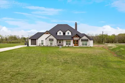 2028 Carrie Court, Weatherford, TX 76088 - Photo 3