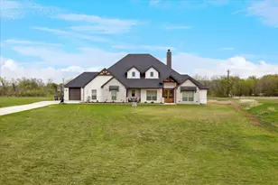 2028 Carrie Ct, Weatherford, TX 76088 - Photo 3