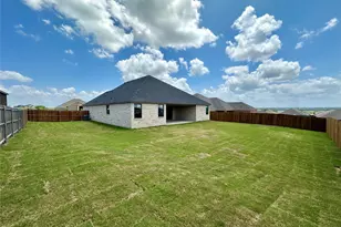 1900 W Westhill Dr, Cleburne, TX 76033 - Photo 29