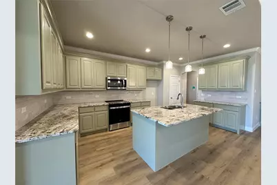 1900 W Westhill Drive, Cleburne, TX 76033 - Photo 7