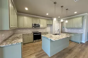 1900 W Westhill Dr, Cleburne, TX 76033 - Photo 7