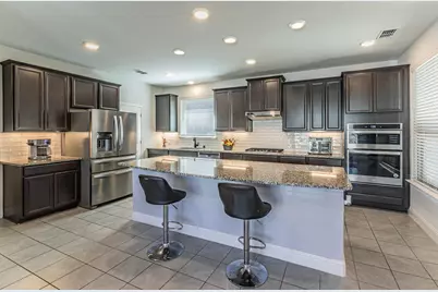 7217 Willow Thorne Drive, Little Elm, TX 76227 - Photo 5