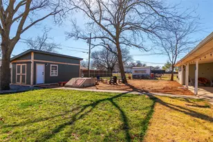 223 Garver Ave, Van Alstyne, TX 75495 - Photo 15