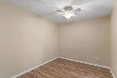 319 Sharron Drive, Woodway, TX 76712 - Photo 33