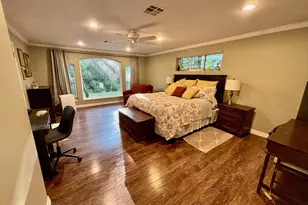 319 Sharron Dr, Woodway, TX 76712 - Photo 15