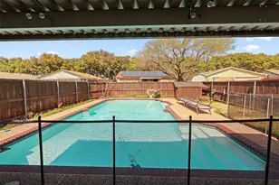 1825 E Peters Colony Rd, Carrollton, TX 75007 - Photo 21