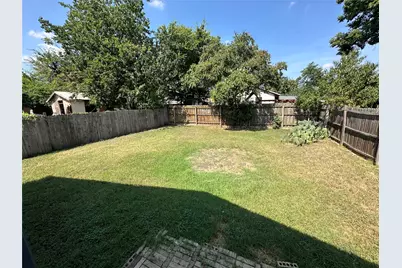 3325 Brantley Street, Dallas, TX 75212 - Photo 3