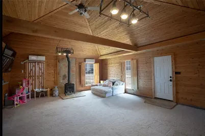 725 Hunter Trail, Bridgeport, TX 76426 - Photo 21