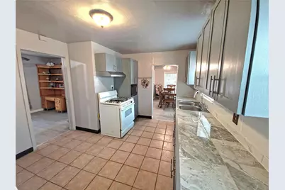 2721 Sharon Street, Dallas, TX 75211 - Photo 7