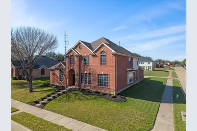 1137 Versailles Avenue, DeSoto, TX 75115 - Photo 1