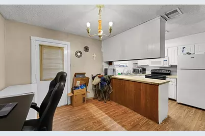 2409 Macarthur Drive, Waco, TX 76708 - Photo 9