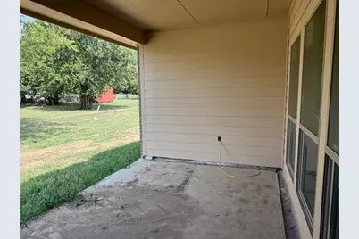 1201 Anthony Street, Gainesville, TX 76240 - Photo 17