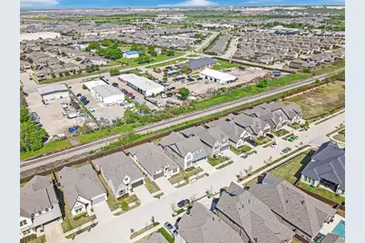 4729 Brockwell Drive, Carrollton, TX 75010 - Photo 5